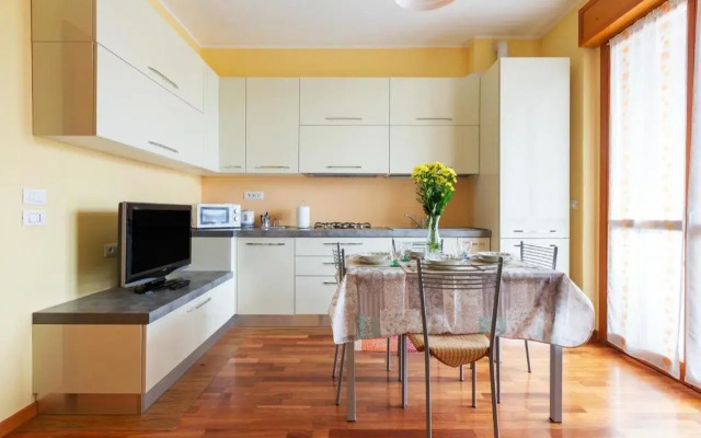 Savona District Terrace Flat