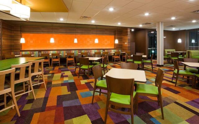 Fairfield Inn & Suites St. Paul Northeast