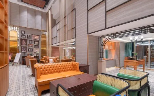 James Joyce Coffetel Hotel (Zhaoqing Qixingyan East Gate Square)