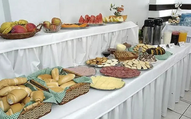 Bandeira Hotel