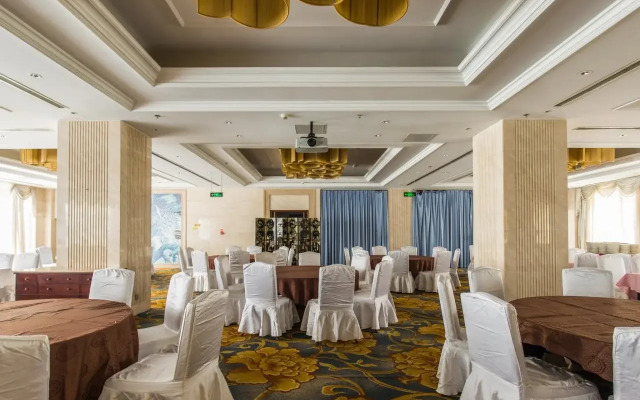 Wangfujing Royal Phoenix Hotel