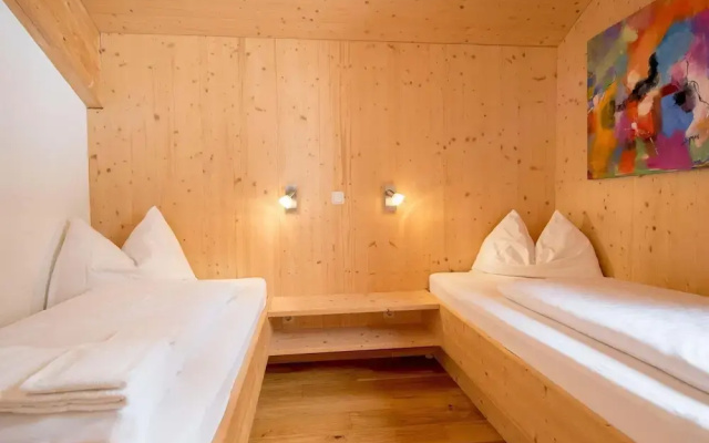 Attractive Chalet With hot tub