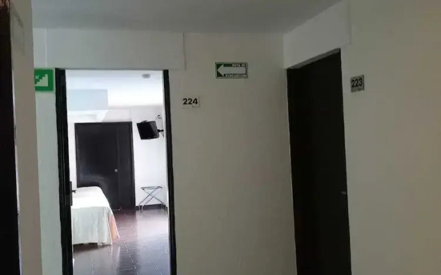 Hotel Punta Galeria