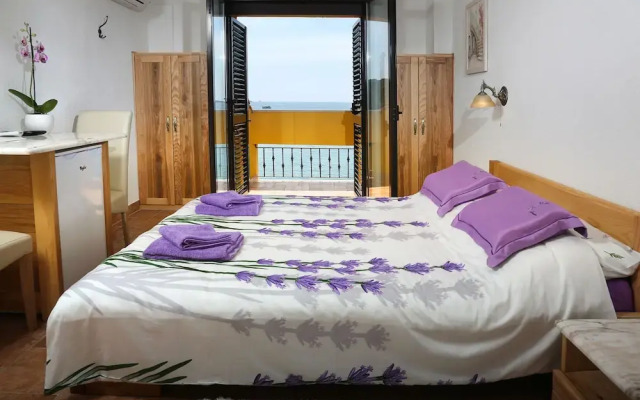 Rooms Figarola