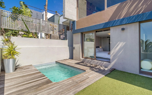 Cape Town Skyroof apartment LOADSHED PROOF Ocean Views