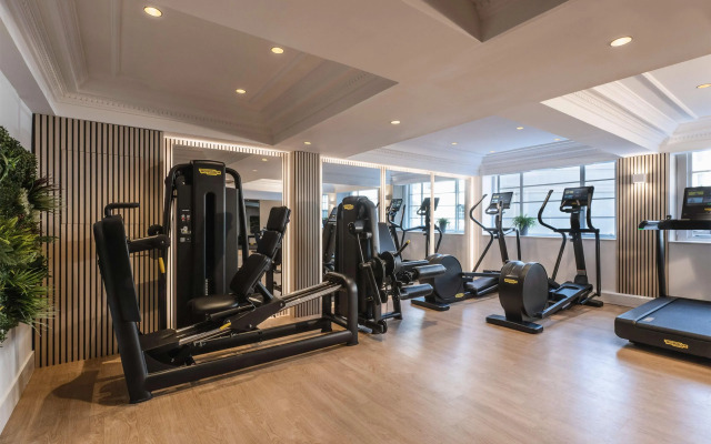 Melia White House Apartments