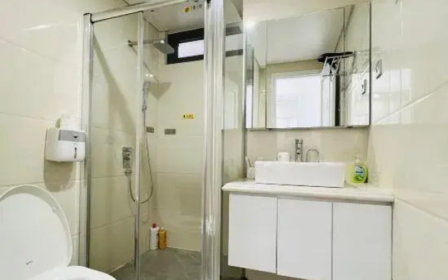 HKG-Vinhomes Metropolist 2BR 23F Luxury-High Class