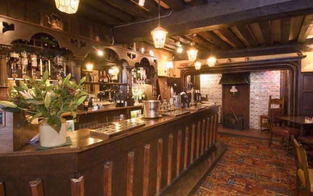 George & Pilgrims Hotel