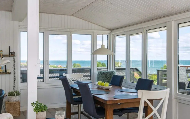 6 Person Holiday Home in Hejls