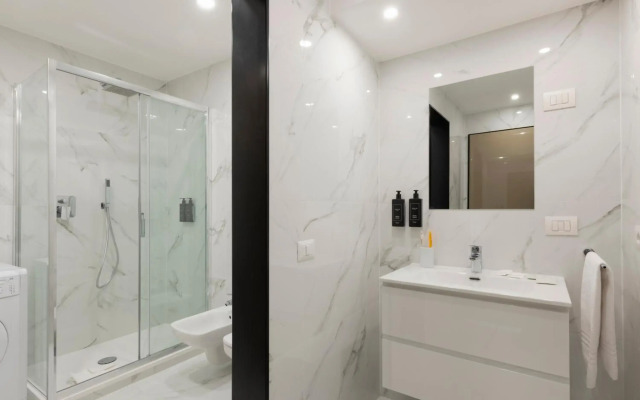 Milan Royal Suites & Luxury Apartments