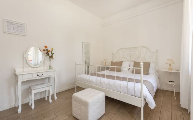 Shabby Chic Flat Monte Mario