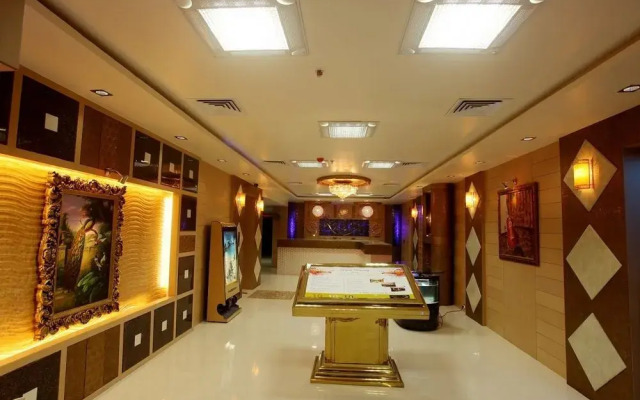 OYO 740 Hotel Suravi
