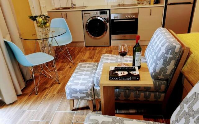 Urban Oasis at Windburg Suites