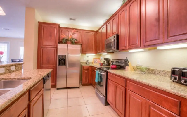 Condo W/private Balcony! Free Resort Access