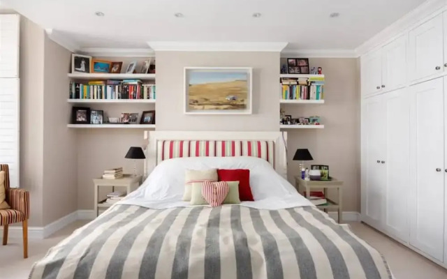Exquisite 5BR West London House Near Acton Park