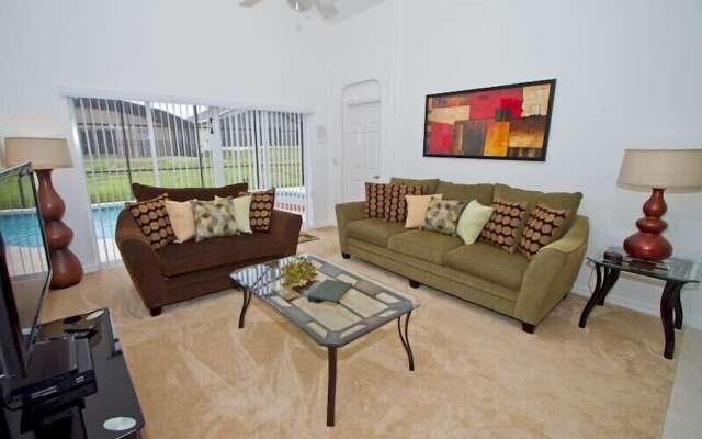 Vizcay Villa - Three Bedroom Home