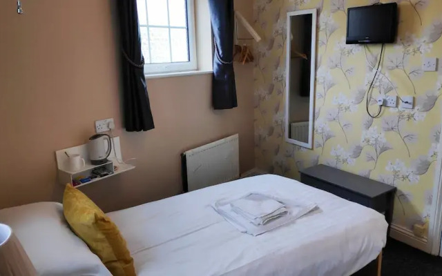 OYO Elnor Guest House