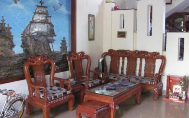 Hong Tran B&B