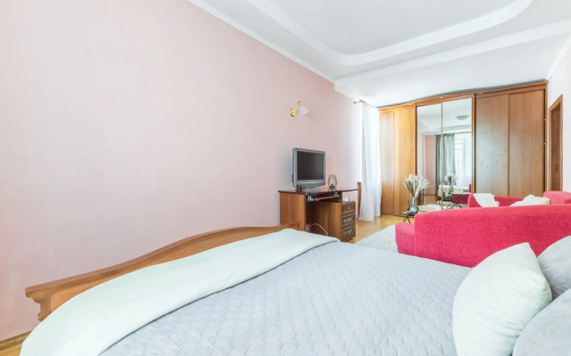 Апартаменты на улице Островского