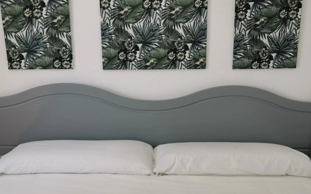 Apartamentos Oasis San Antonio