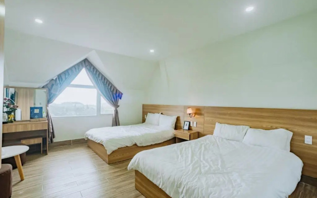 Lacami Dalat Hotel