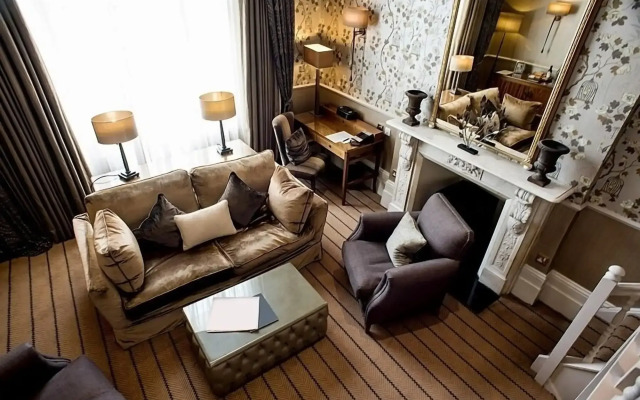 Colonnade Hotel London