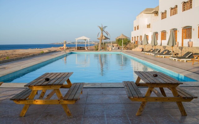 Adrenalin Beach Lodge