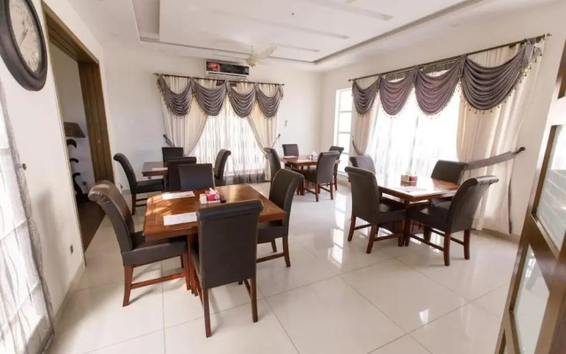 Canadian Inn Islamabad