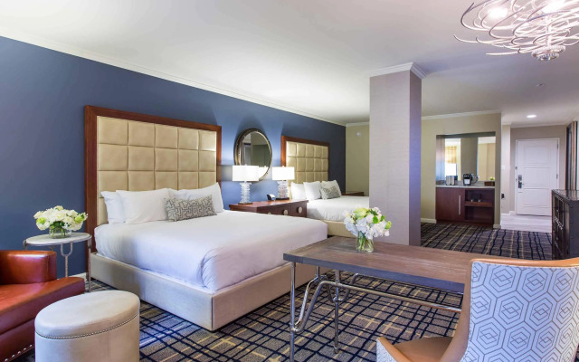The Adolphus, Autograph Collection