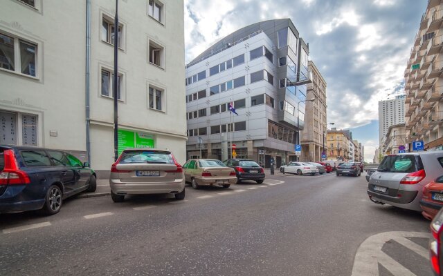 Little Home - Charlie