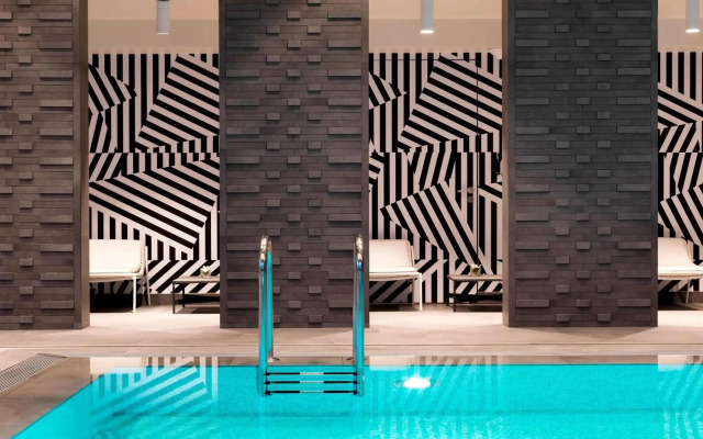 Renaissance Warsaw Airport Hotel, an Marriott International