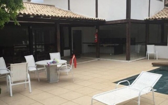 Casa em Manguinhos a 150 Metros da Praia