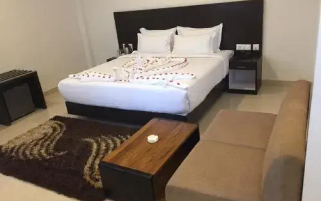Hotel Om Palace Ajmer Road
