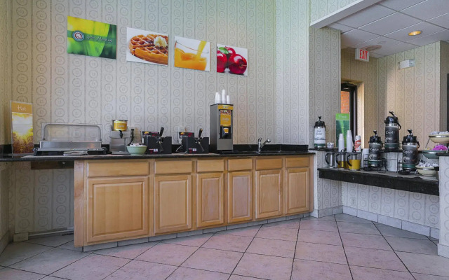 Quality Hotel Morehead City