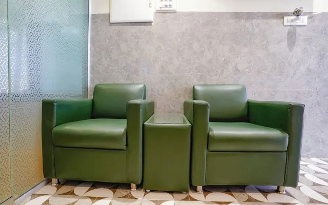 Fabhotel Moonlite Residency