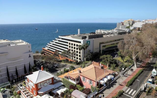 Monumental Apartment 712 Balcony Sea View