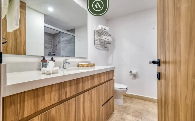 Oceanview 1 BR Condo - Beach - Multiple Pools