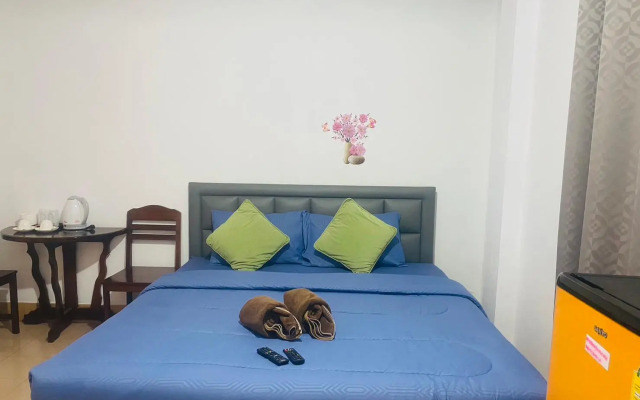 Miss Hong House