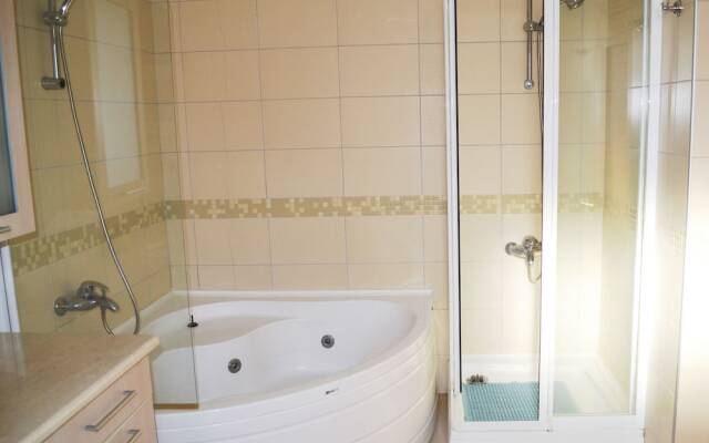 Holiday Group Villa A-9