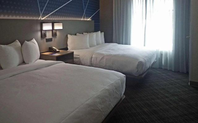 Comfort Inn & Suites Hampton near Coliseum