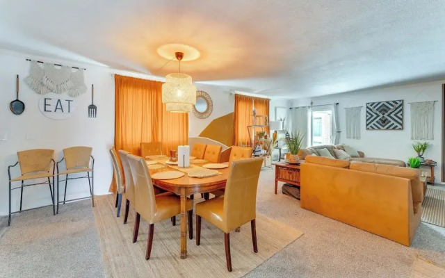 5 Mi to Airport: Bullhead City Villa w/ Mtn Views