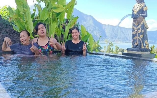 Onion Garden And Natural Hotspring