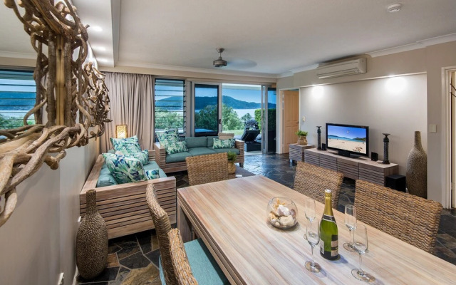 Beach Lodges