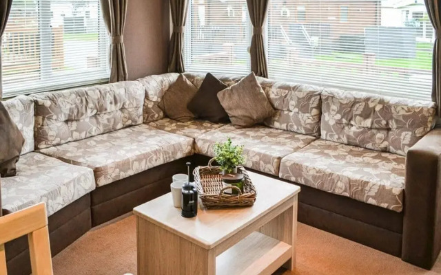 Remarkable 2-bed Lodge in Northumberland