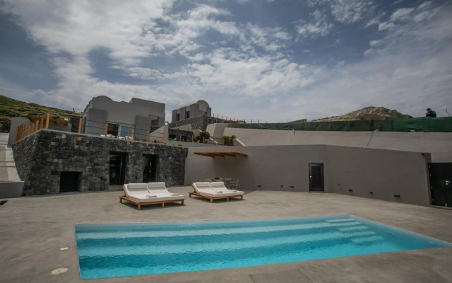 Melidonia Suites