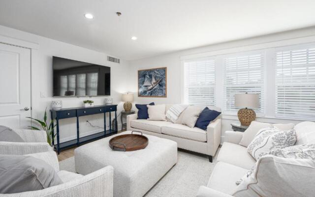 Thomas Sea Suites at Harbourtown