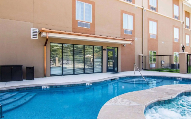 MainStay Suites Lufkin