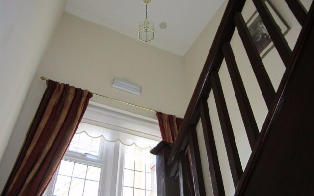 Coombe House