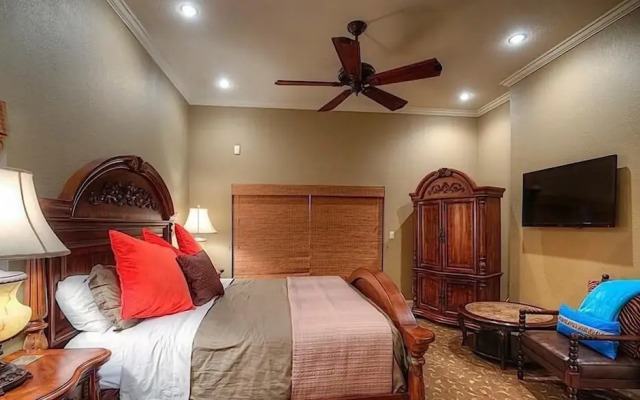 Continental Gardens By Signature Vacation Rentals