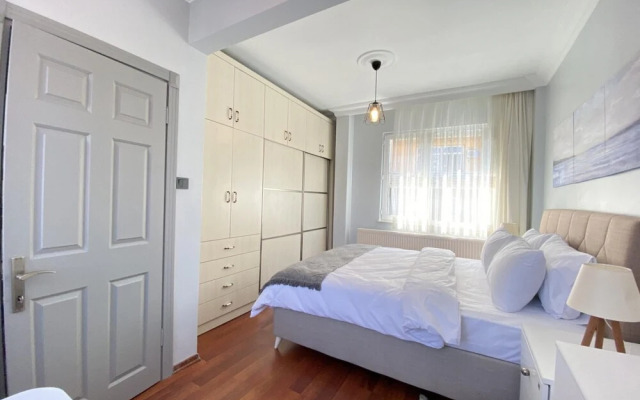 Modern and Stylish Flat Near Taksim Square